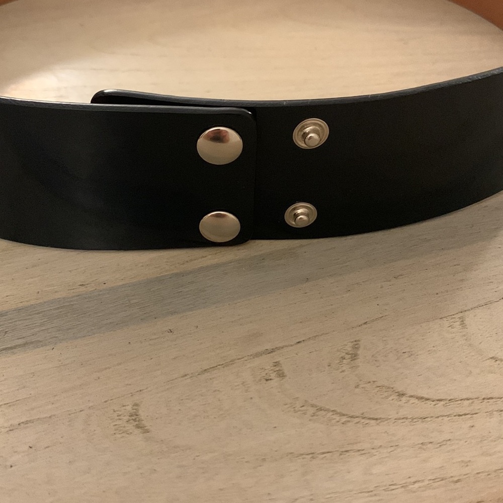 Michael Kors dark navy belt size L
